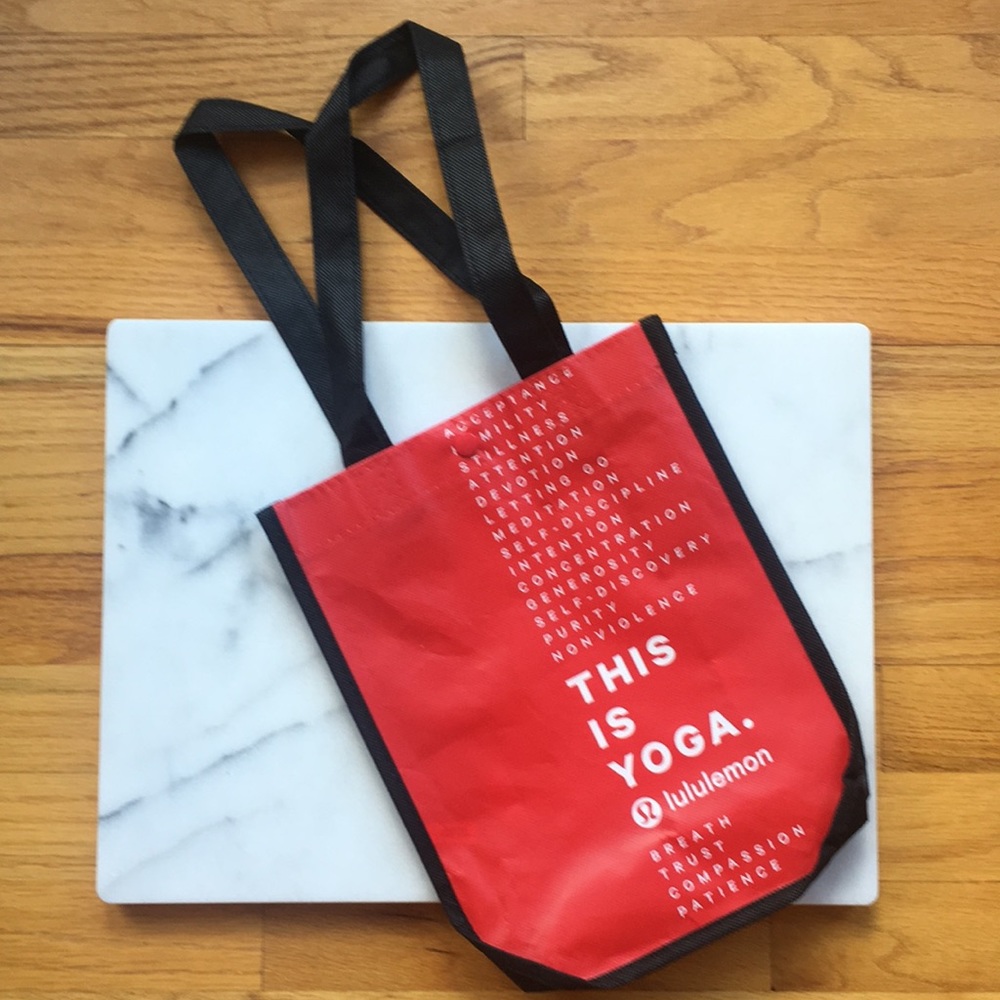 Lululemon reusable tote bag